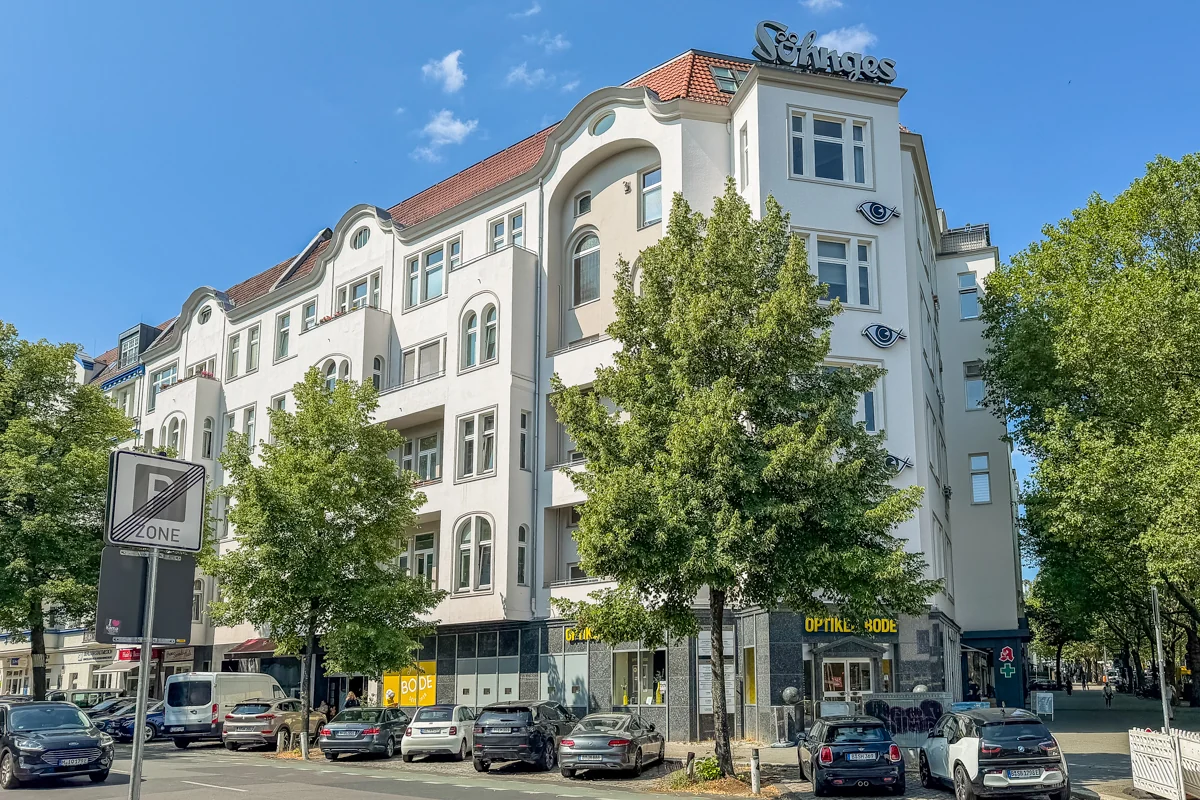 Gebäudeansicht am Kurfürstendamm 139